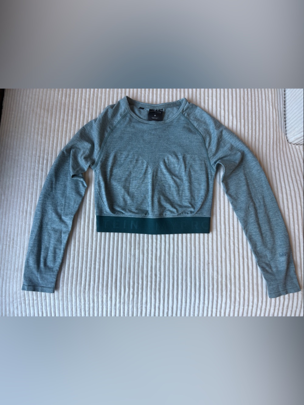 MyProtein Cropped Long-Sleeve Active Top in Heather Teal